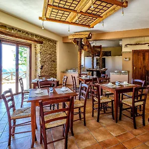  Alloggio per agriturismo Antico Palmento Di Feo Coniglio Italia